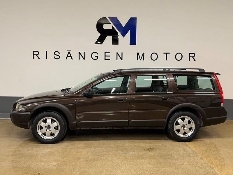 Begagnad Volvo XC70 200 HK (147 kW) 2001 Brun Kombi