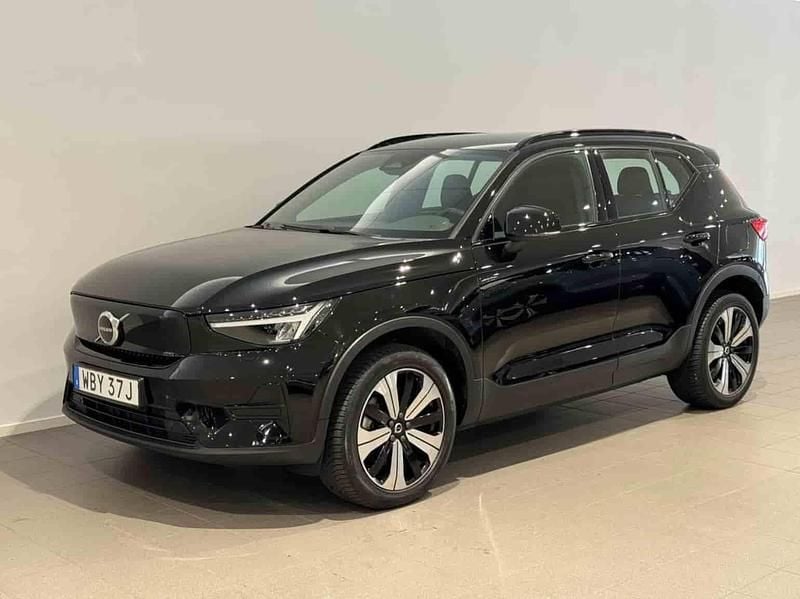 Svart Begagnad 2023 Volvo XC40 Single Motor SUV | 339 500 kr - Bild 1/1