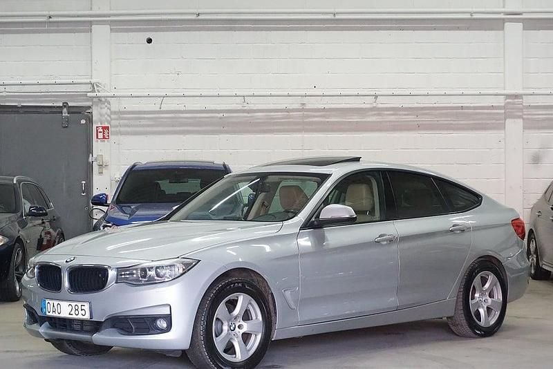 Begagnad BMW 320 Gran Turismo 184 HK (135 kW) 2013 Silvermetallic Halvkombi