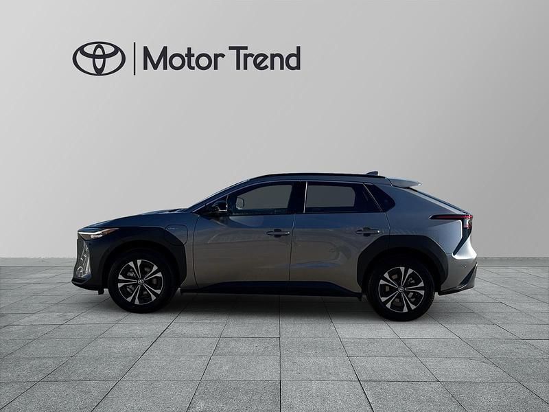Begagnad Toyota bZ4X Executive 152 kW (207 HK) 2024 Silver SUV