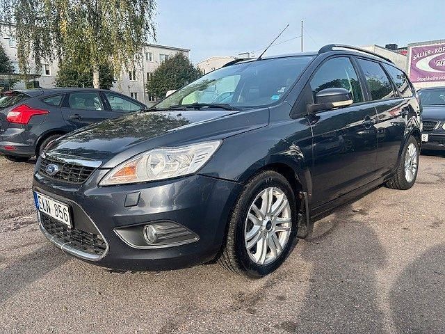 Grå Begagnad 2008 Ford Focus Ghia Kombi | 30 000 kr (Bra pris) - Bild 1/4
