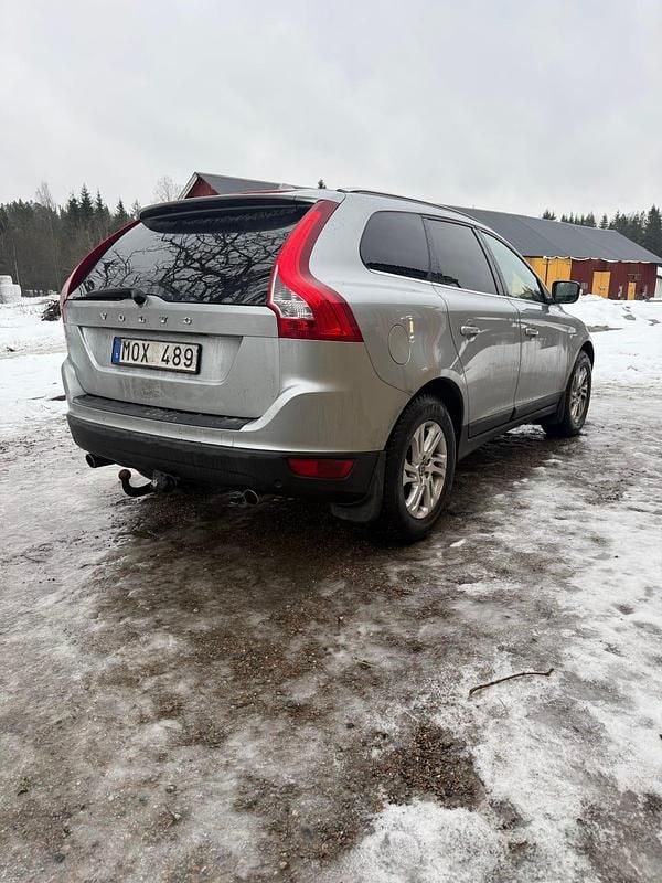 Begagnad Volvo XC60 163 HK (119 kW) 2010 SUV
