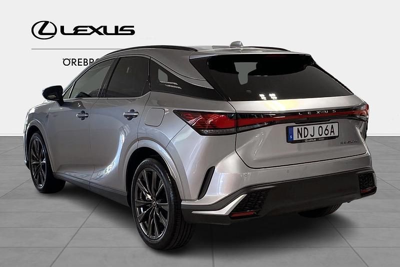 Begagnad Lexus RX450h+ 2024 Silver