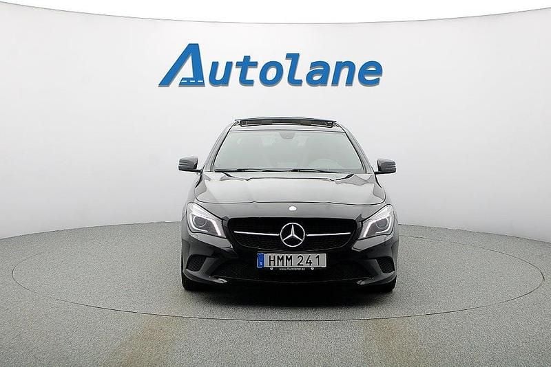 Begagnad Mercedes CLA220 Urban 170 HK (125 kW) 2014 Svart Sedan