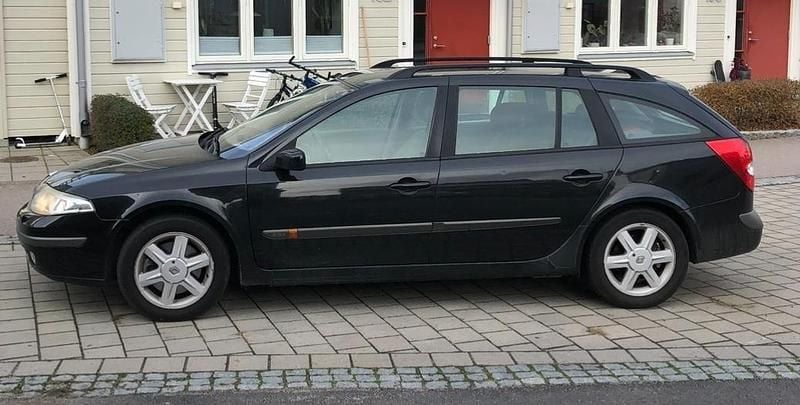 Svart Begagnad 2004 Renault Laguna II Kombi | 19 500 kr - Bild 1/4