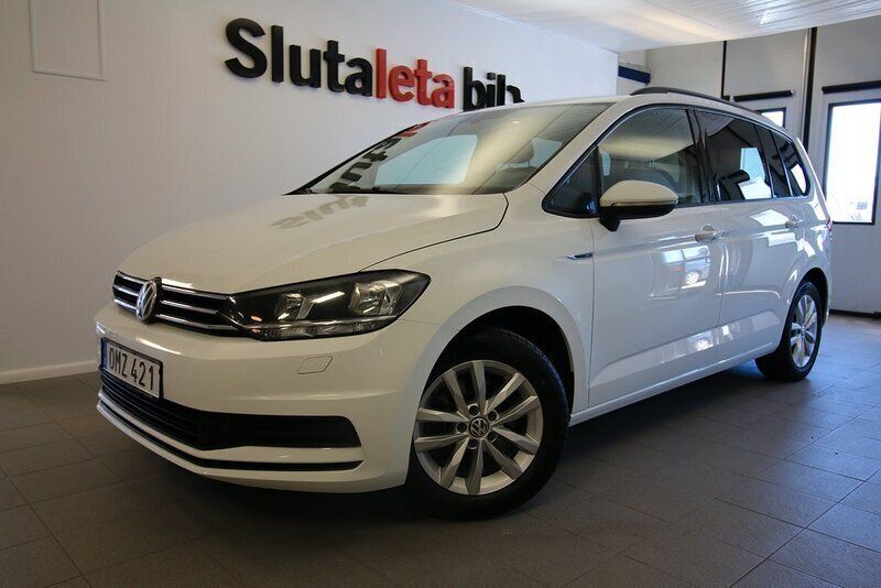 Vit Begagnad 2015 VW Touran S Minibuss | 129 900 kr (Dyr) - Bild 1/4