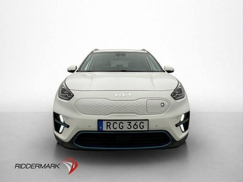 Begagnad Kia e-Niro Advance 150 kW (204 HK) 2022 Vit SUV
