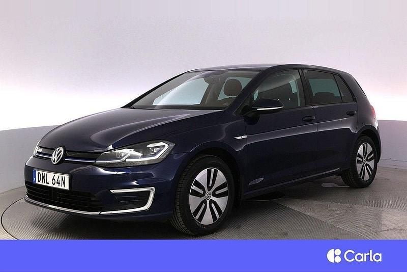 Mörkblå Begagnad 2019 VW e-Golf Halvkombi | 194 900 kr (Lite dyr) - Bild 1/4