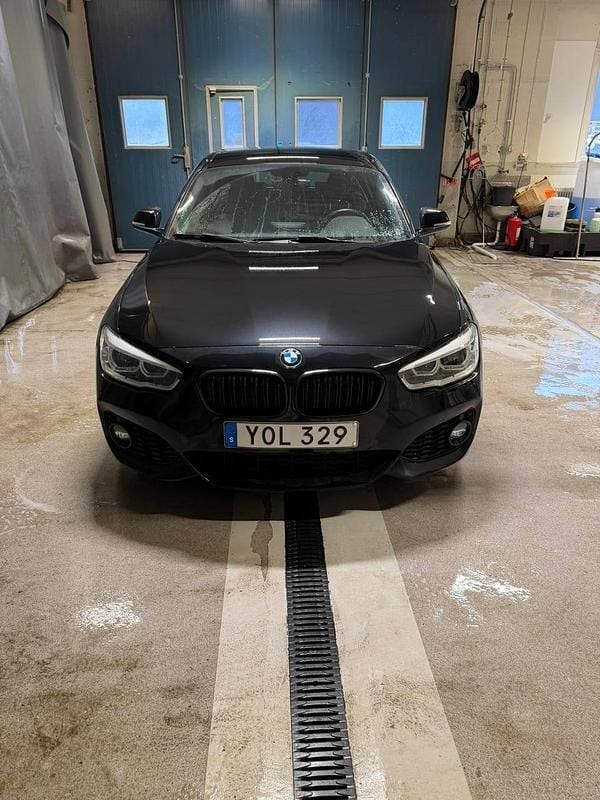 Begagnad BMW 118 150 HK (110 kW) 2018 Halvkombi