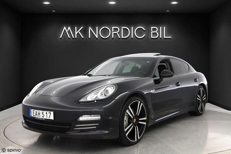 Svart Begagnad 2012 Porsche Panamera 4S Sedan | 329 900 kr (Lite dyr) - Bild 1/4