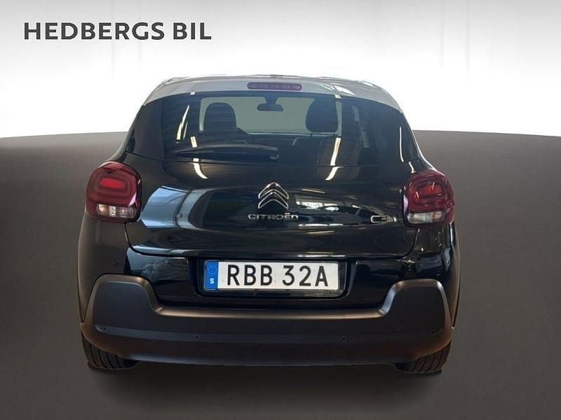 Begagnad Citroën C3 PureTech 110 HK (80 kW) 2024 Svart Halvkombi