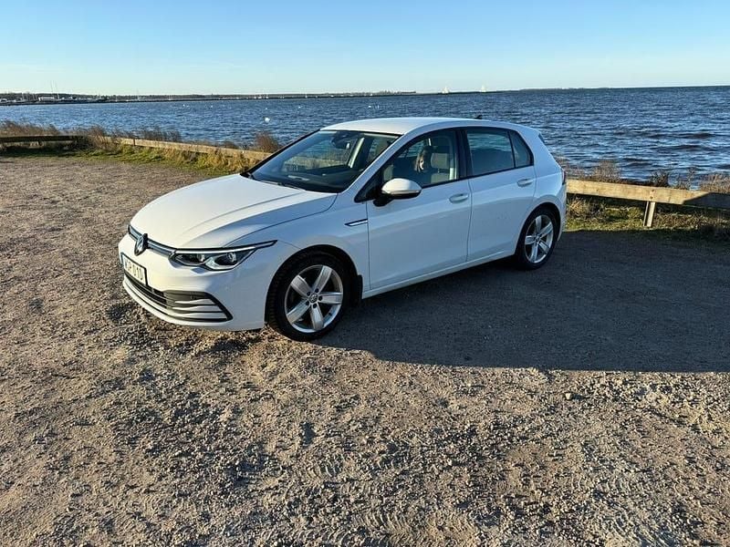 Begagnad VW Golf VII 150 HK (110 kW) 2020