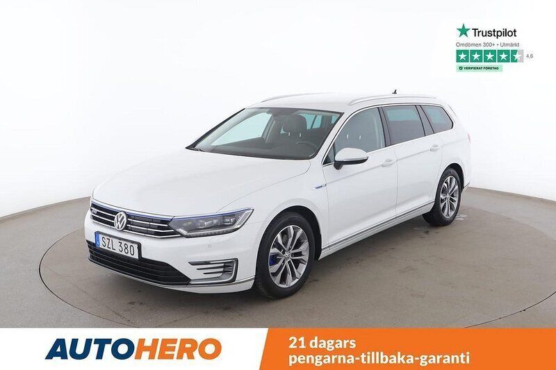 Vit Begagnad 2016 VW Passat GTE Kombi | 139 000 kr (Marknadspris) - Bild 1/4