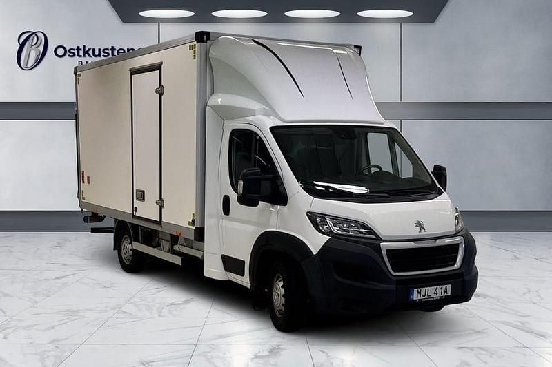 Vit Begagnad 2020 Peugeot Boxer Van | 294 900 kr (Marknadspris) - Bild 1/4