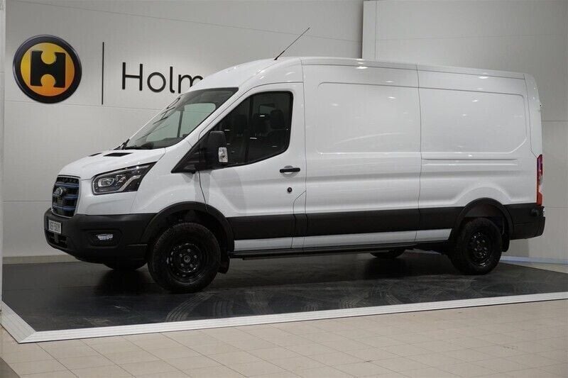 Vit Begagnad 2023 Ford E-Transit Trend Van | 499 875 kr - Bild 1/4