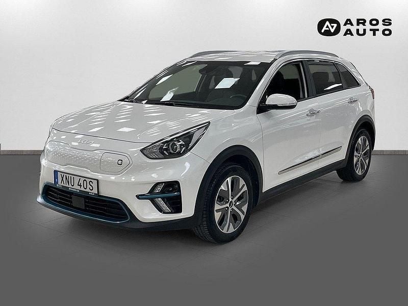 Vit Begagnad 2022 Kia e-Niro 2 SUV | 269 900 kr (Marknadspris) - Bild 1/4