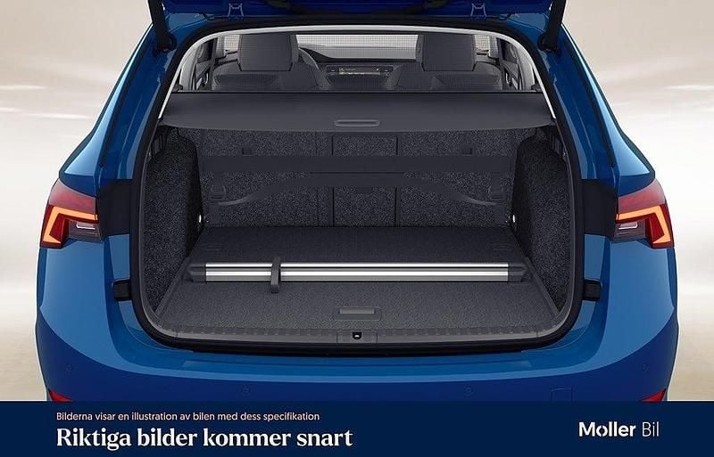 Begagnad Skoda Octavia Ambition 110 HK (80 kW) 2024 Race blue metallic Kombi