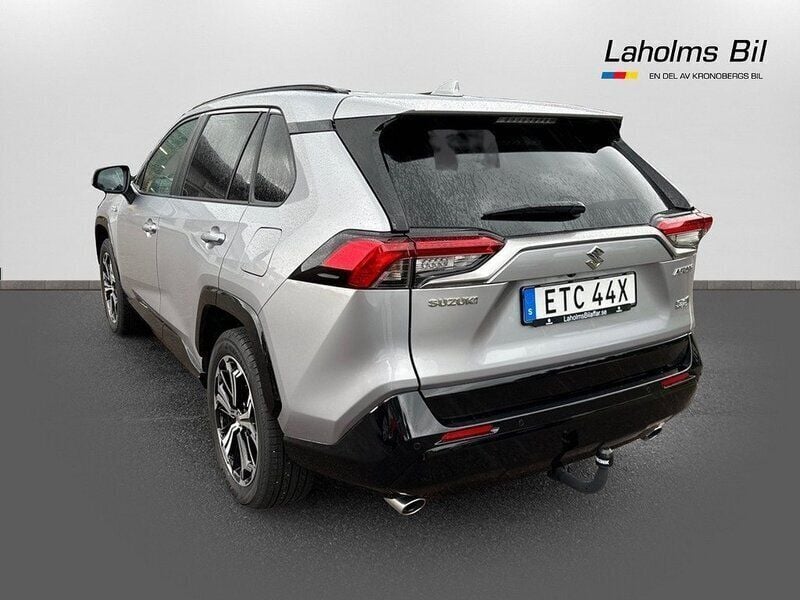 Begagnad Suzuki Across 306 HK (225 kW) 2023 Silver metallic SUV