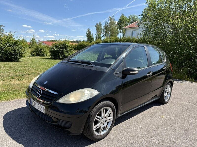 Svart Begagnad 2005 Mercedes A150 Classic Halvkombi | 19 700 kr (Bra pris) - Bild 1/4