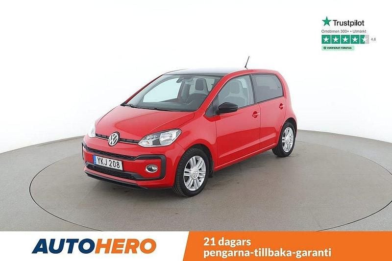 Röd Begagnad 2017 VW up! Highline Halvkombi | 109 000 kr (Marknadspris) - Bild 1/4