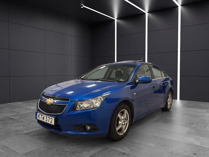Blå Begagnad 2011 Chevrolet Cruze Sedan | 49 900 kr (Marknadspris) - Bild 1/4