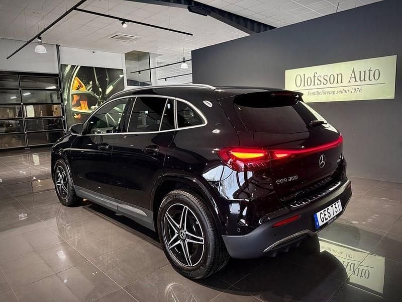 Begagnad Mercedes EQA300 Advanced 167 kW (228 HK) 2025 Svart SUV