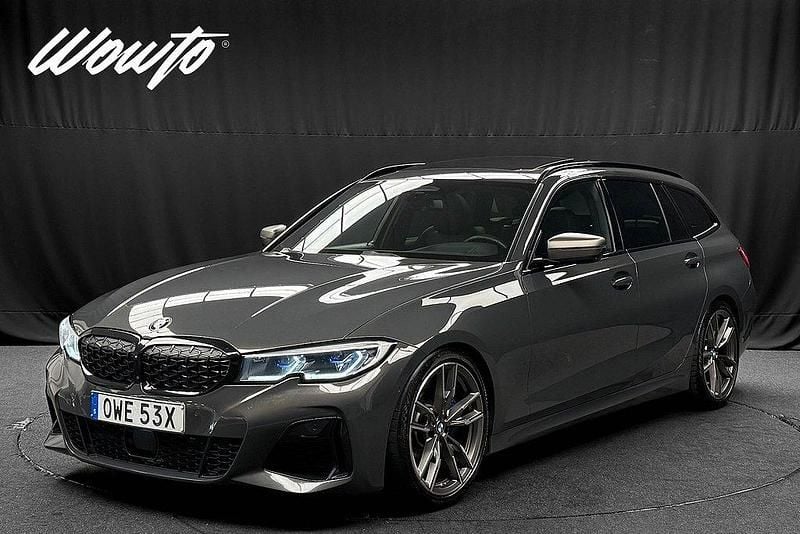 Grå Begagnad 2020 BMW M340 M Sport Sedan | 549 800 kr - Bild 1/3