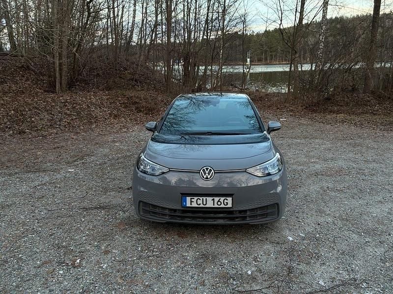 Begagnad 2021 VW ID.3 Pro Performance Halvkombi | 199 900 kr (Superpris) - Bild 1/4