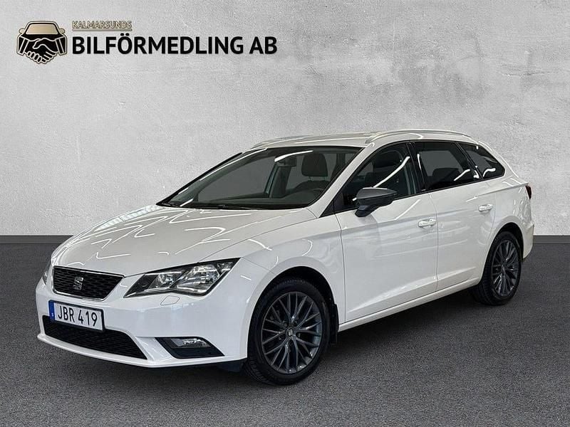 Vit Begagnad 2015 Seat Leon ST CONNECT Kombi | 94 900 kr (Marknadspris) - Bild 1/4