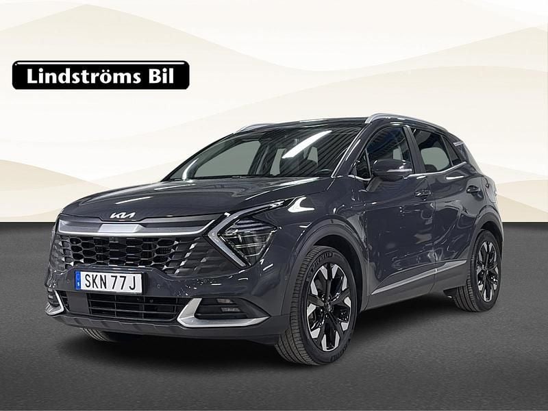 Grå Begagnad 2022 Kia Sportage SUV | 339 900 kr (Marknadspris) - Bild 1/3