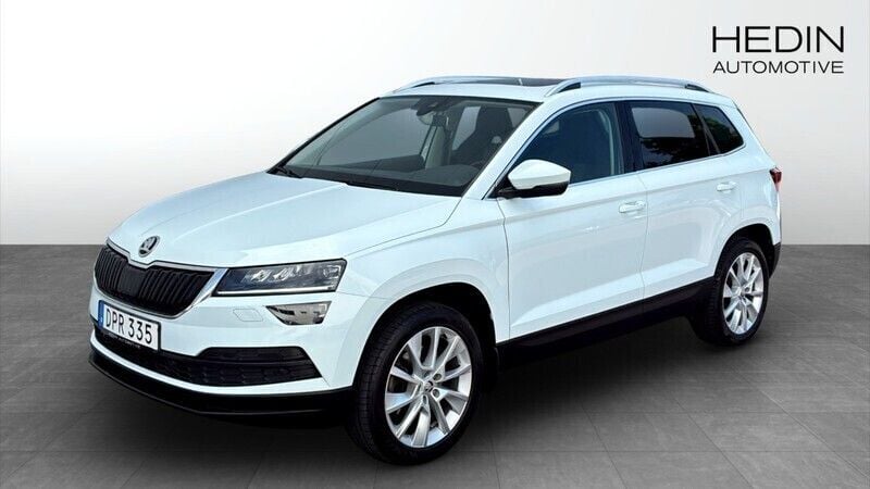 Vit (white) Begagnad 2018 Skoda Karoq Style SUV | 194 000 kr (Superpris) - Bild 1/4