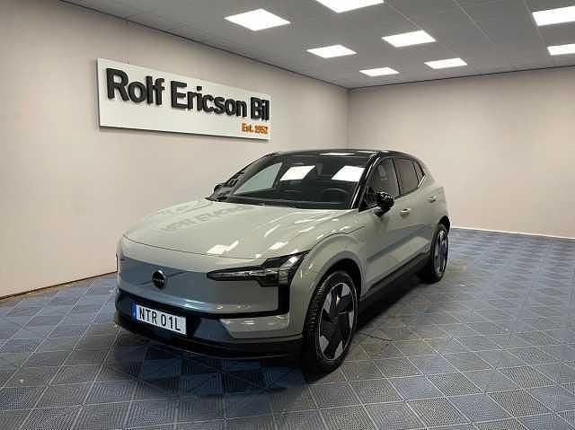 Begagnad Volvo EX30 Plus 202 kW (275 HK) 2023 Grå SUV