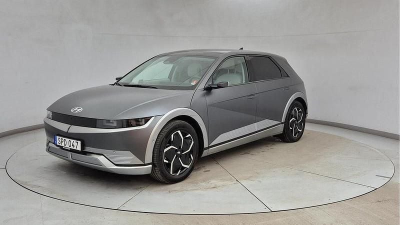 Begagnad Hyundai Ioniq 5 Advanced 239 kW (325 HK) 2023 Grå SUV