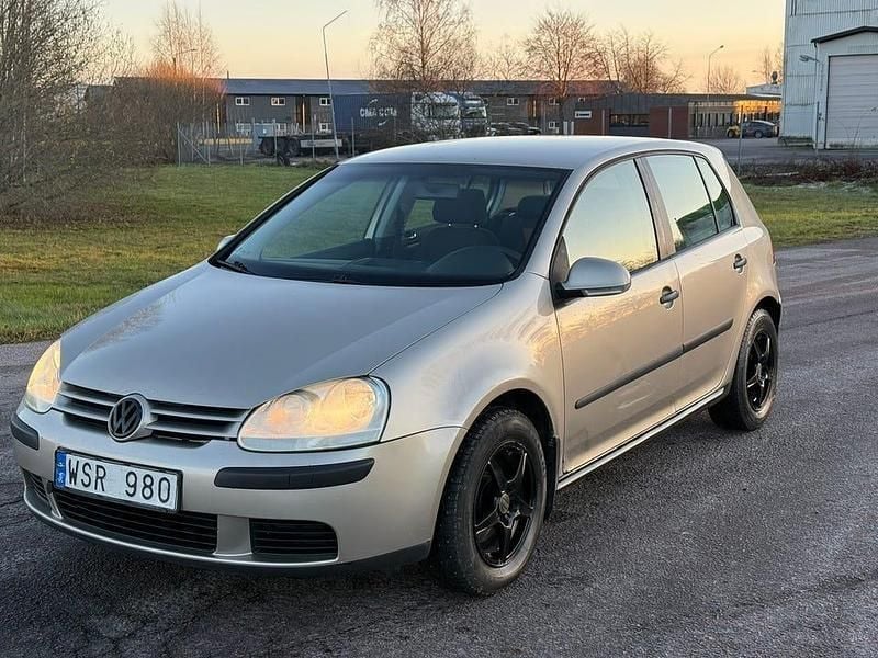 Begagnad VW Golf IV 102 HK (75 kW) 2005