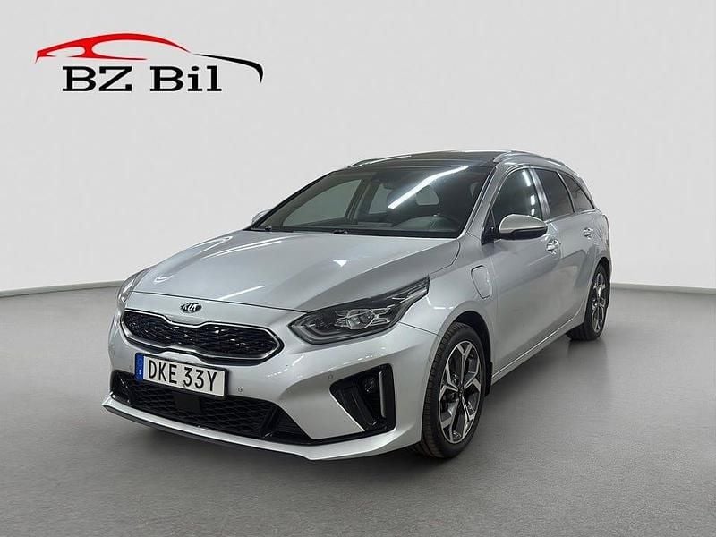 Grå Begagnad 2020 Kia Ceed Advance Halvkombi | 184 900 kr (Lite dyr) - Bild 1/4