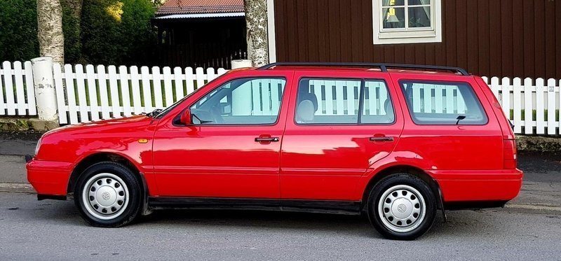 Såld VW Golf Variant GL 1.8i "Lågm., begagnad 1998, 10 500 mil i Östersund