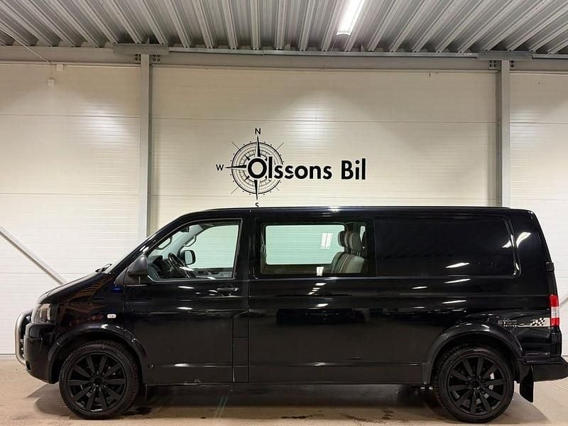 Begagnad VW T5 Edition 140 HK (102 kW) 2012 Svart Van