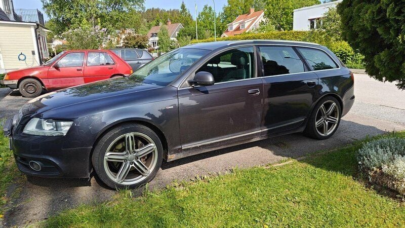 Grå Begagnad 2011 Audi A6 Business Kombi | 65 000 kr (Superpris) - Bild 1/2