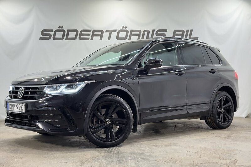 Svart Begagnad 2021 VW Tiguan R-line SUV | 349 900 kr (Lite dyr) - Bild 1/4
