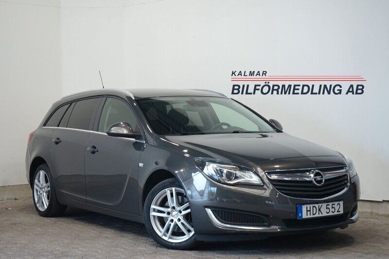 Grå Begagnad 2015 Opel Insignia drive Kombi | 109 900 kr (Lite dyr) - Bild 1/4