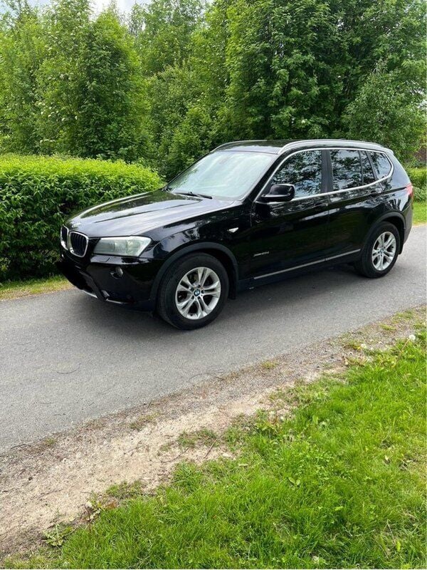 Svart Begagnad 2012 BMW X3 SUV | 54 000 kr (Superpris) - Bild 1/4