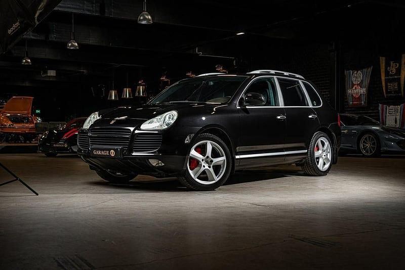 Svart Begagnad 2004 Porsche Cayenne Turbo SUV | 289 955 kr (Superpris) - Bild 1/4