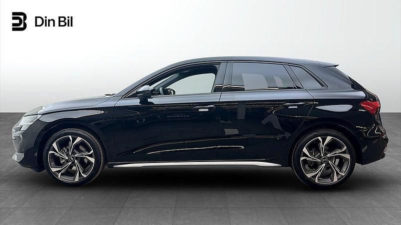 Begagnad Audi A3 Sportback 150 HK (110 kW) 2025 Svart Halvkombi
