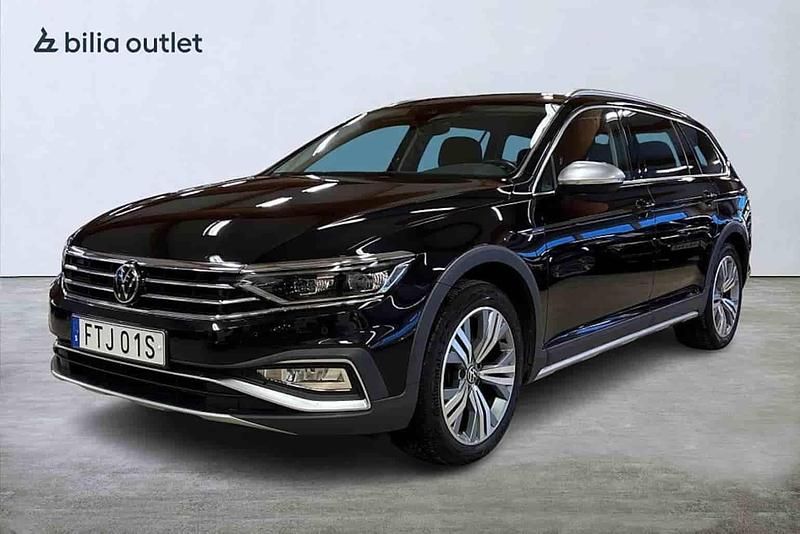 Svart Begagnad 2024 VW Passat Alltrack Kombi | 354 900 kr (Marknadspris) - Bild 1/1