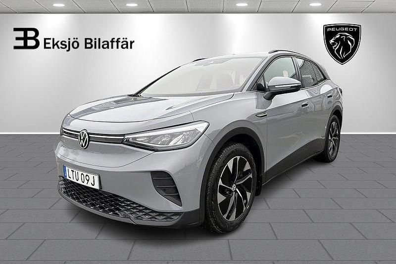 Grå Begagnad 2021 VW ID.4 Pro Performance SUV | 249 500 kr (Marknadspris) - Bild 1/4