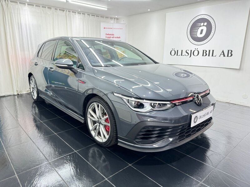 Begagnad 2024 VW Golf VIII GTI Clubsport Halvkombi | 459 900 kr (Lite dyr) - Bild 1/4