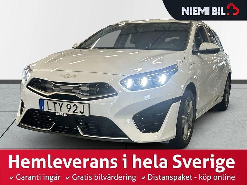 Begagnad Kia Ceed Sportswagon Advance 141 HK (103 kW) 2022 Vit Kombi