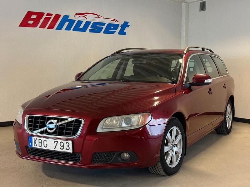 Röd Begagnad 2009 Volvo V70 Momentum Kombi | 32 000 kr - Bild 1/4