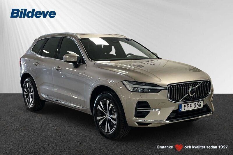 Ljusgrå (grå) Begagnad 2024 Volvo XC60 Core SUV | 509 900 kr (Bra pris) - Bild 1/4