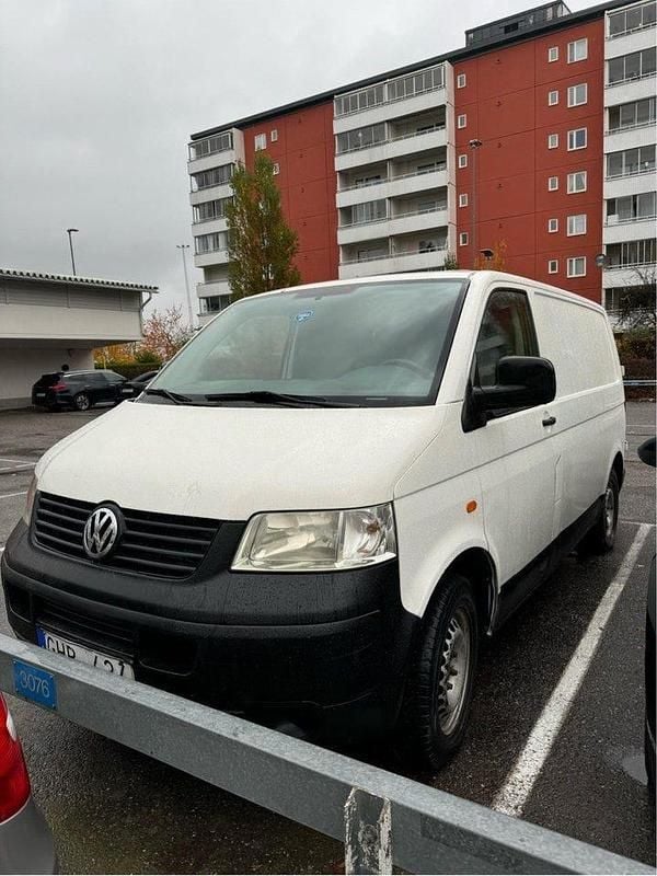 Vit Begagnad 2008 VW T5 Van | 60 000 kr (Marknadspris) - Bild 1/4
